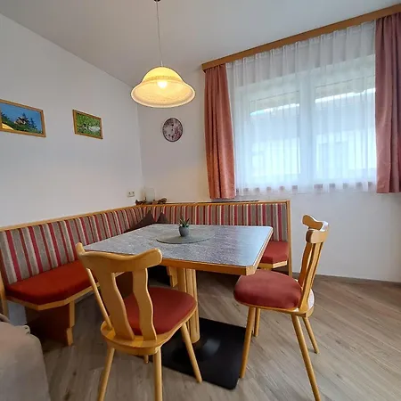 Apart-alpin Apartment Stanzach